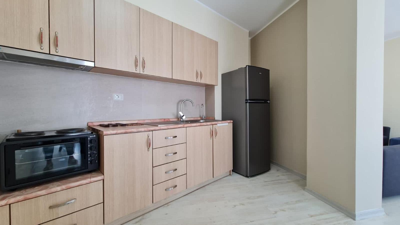 Apartment In Qerret Голем Экстерьер фото